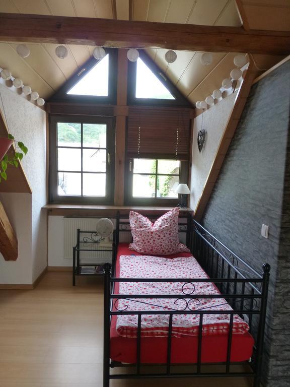 Apartment Mosel-Goetterlay Бруттиг-Фанкель Номер фото